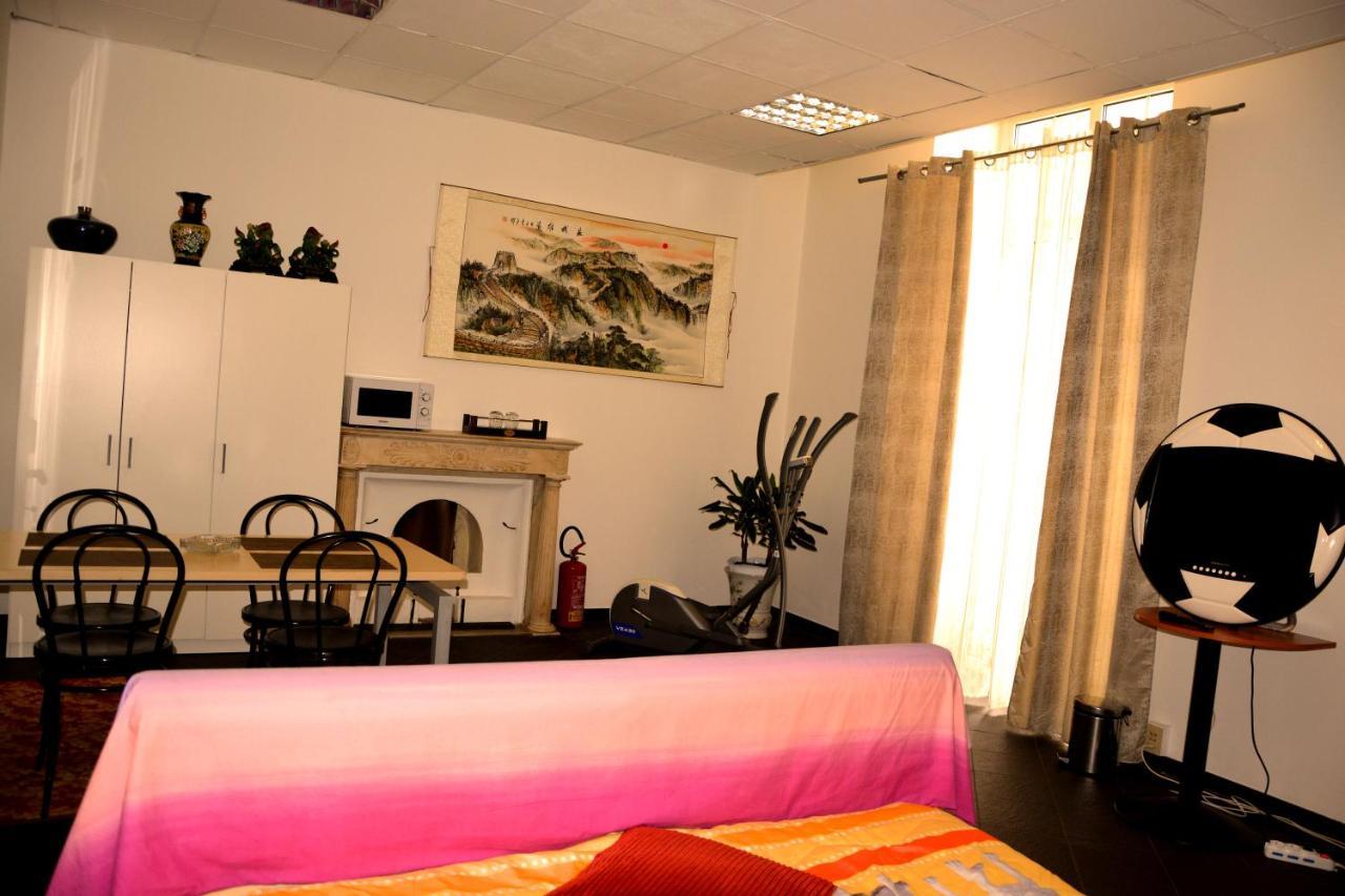 Green House Bed and Breakfast Genua Exteriör bild